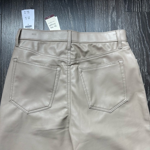 Abercrombie and Fitch High Rise Vegan Leather 90s Straight Pant - Picture 6 of 6